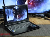 Medion Erazer Crawler E40 im Laptop-Test: Günstiger Gamer mit guter RTX-4050-Leistung