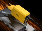 Der Aohi Youth PD PPS 65W 3-Port Foldable Charger (EU) startet mit 10 Prozent Rabatt in den Verkauf. (Bildquelle: Aohi)