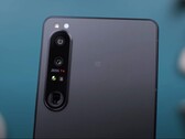 Ein anonymer Leaker nennt vorab alle vermeintlichen Specs des Sony Xperia 1 V, darunter auch vier Kamera-Neuheiten. (Bild: DroidSans)