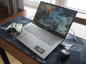 Test Acer Aspire 17 2024 Laptop: Schwache dGPU und enttäuschendes Display