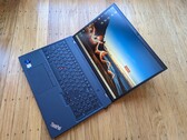 Lenovo ThinkPad T16 Gen 1 Core i7 Laptop im Test: Leise auf Kosten der Leistung
