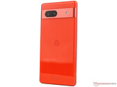 Das Google Pixel 7a hat mit aufgeblähten Akkus zu kämpfen. (Bildquelle: Notebookcheck)
