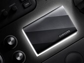 Die Samsung Portable SSD T9 erreicht bis zu 2.000 MB/s über USB-C. (Bild: Samsung)