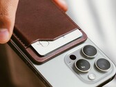 Das neue Nomad Leather Mag Wallet kann wie ein AirTag aufgespürt werden. (Bildquelle: Nomad)