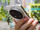 Ein ausführliches Teardown-Video zum Vivo X200 Ultra liefert auch erste Tests und zeigt jedes Detail des Innenlebens. (Bildquelle: Wekihome)