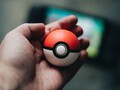 Im honen Gras findet man an einigen Feiertagen mehr wilde Pokémon als üblich. (Bild: Kamil S, Unsplash)