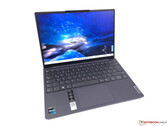 Lenovo Yoga Slim 7i Carbon 13 Laptop im Test - Kraftvolles Subnotebook wiegt unter 1 kg
